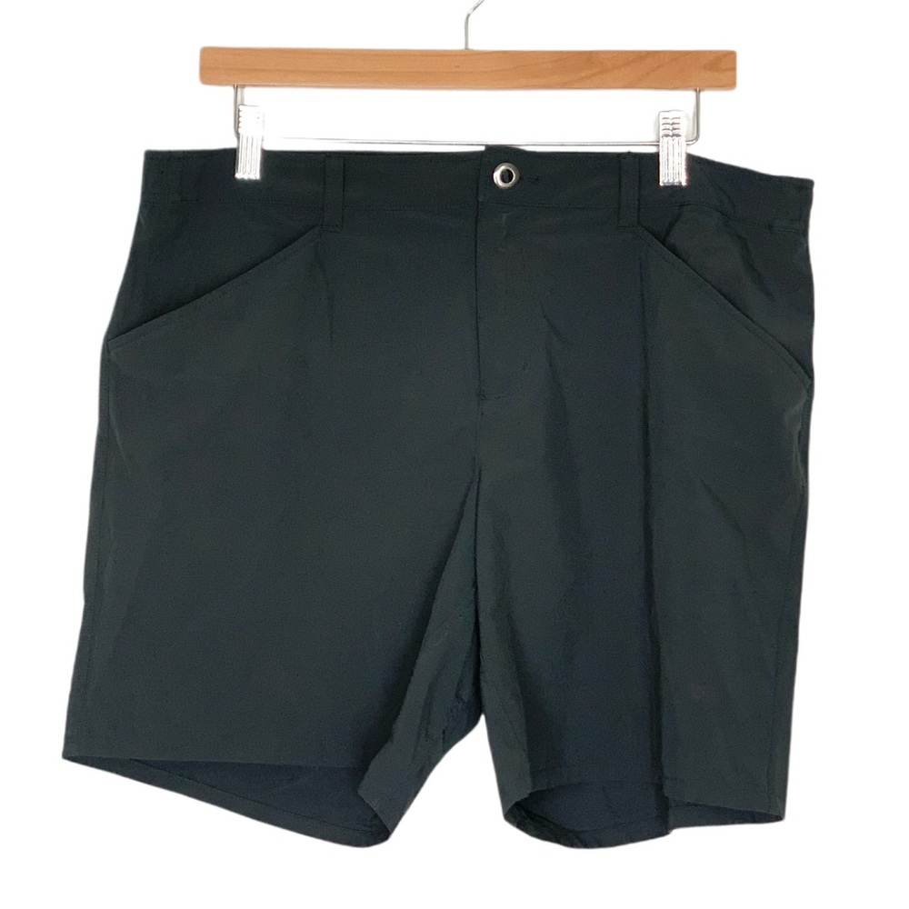 OOBE Women’s Shorts Sz 8 Gray Pockets Stretch Lightweight Outdoor Golf Outdoors